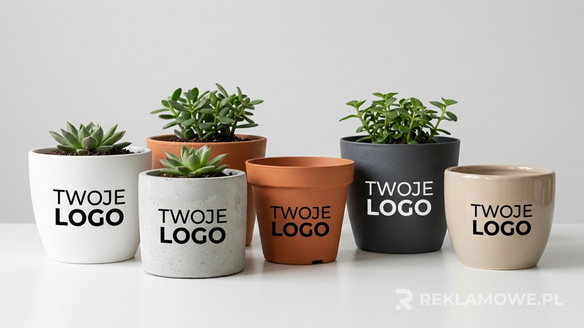 Doniczka reklamowa wykorzystywana w kampanii marketingowej